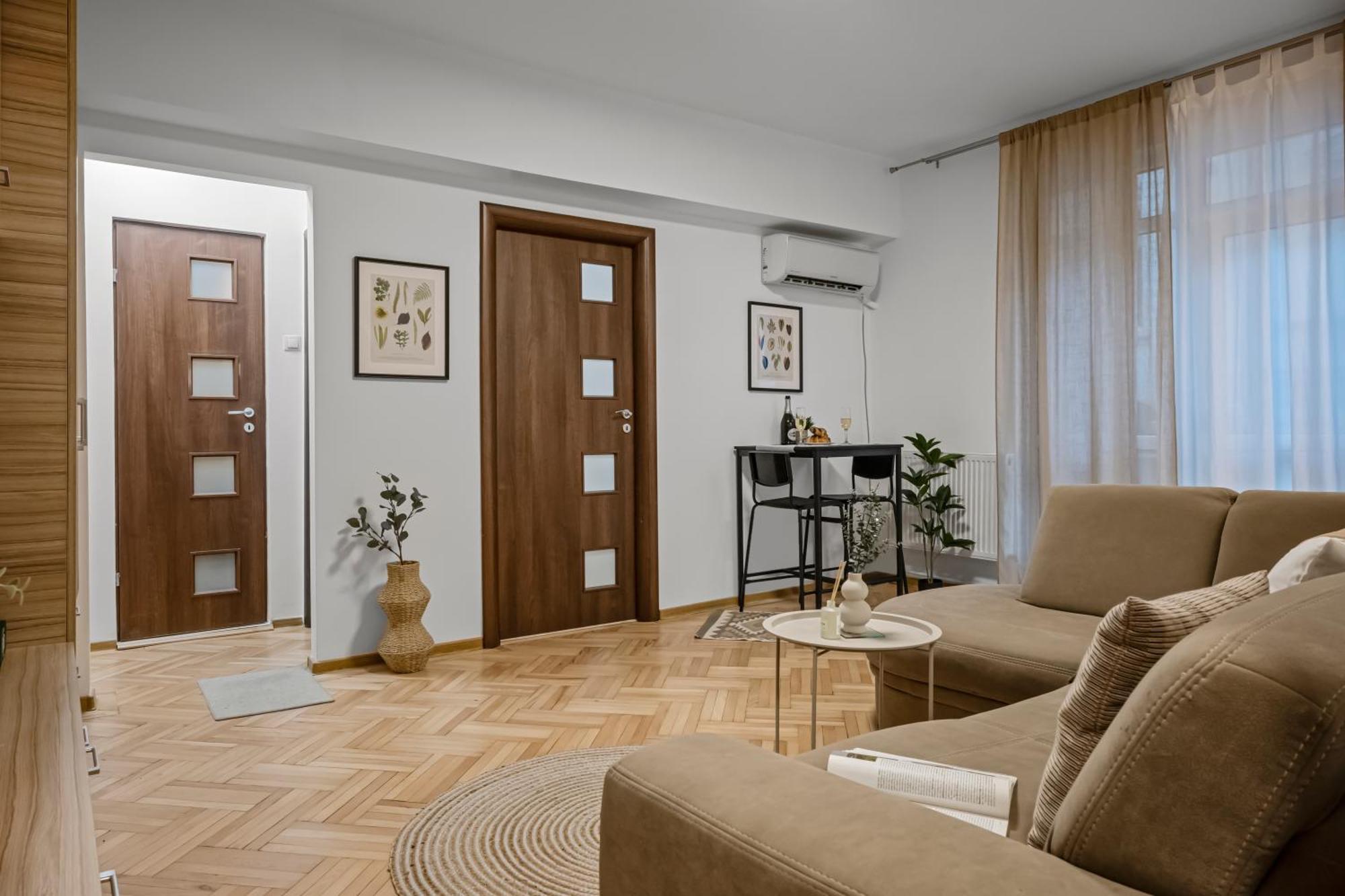 Earthy Escape - Central Apt With Balcony Bukarest Exteriör bild